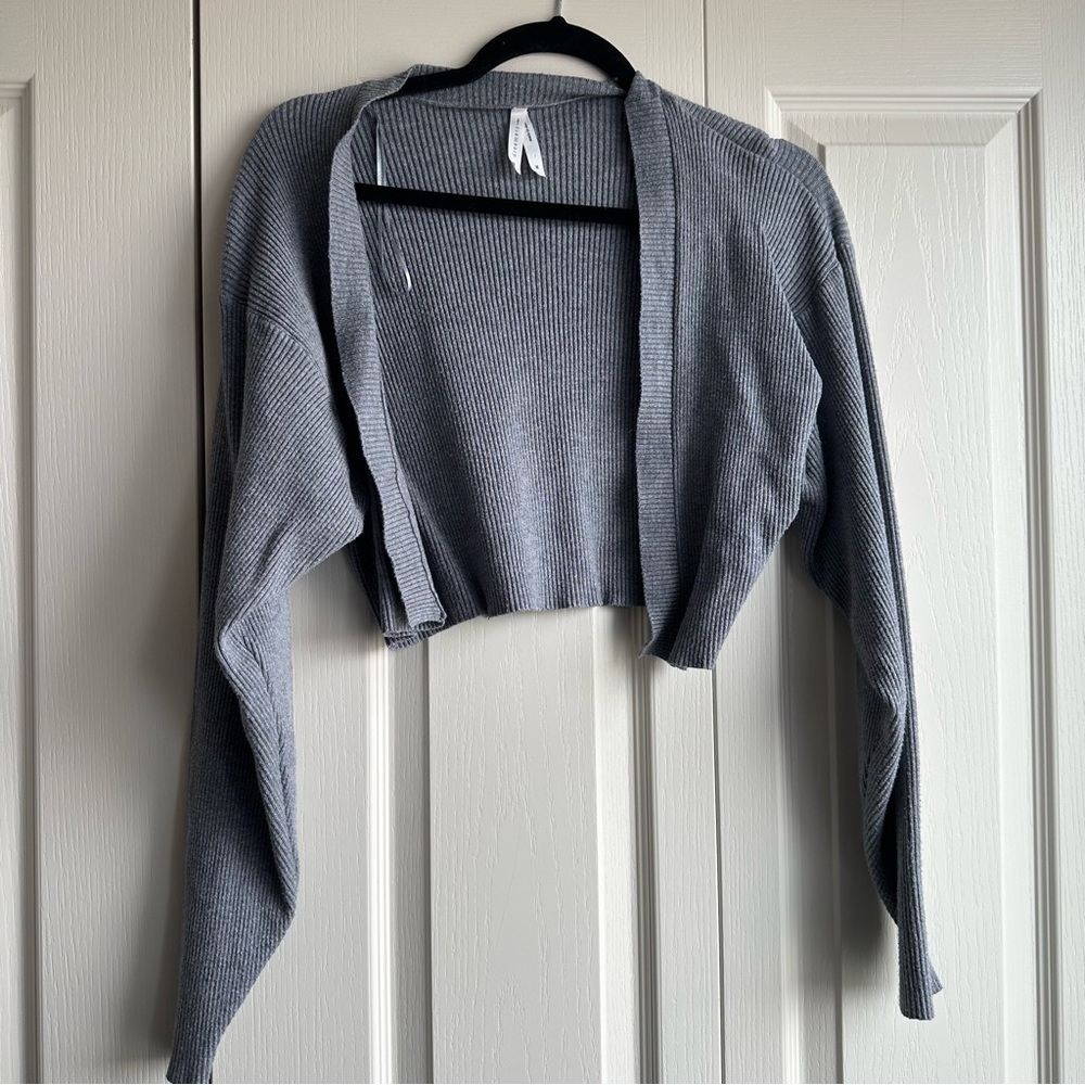 Dreamers Heather Gray Knit Cropped Cardigan